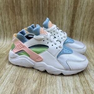 Nike Air Huarache Women's Size 8 Shoes Sneakers Sun Club‎ Multicolor DQ0117-100